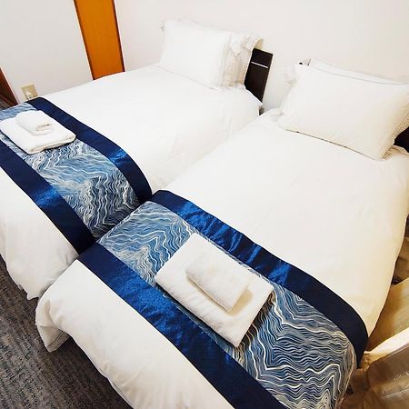 Rosenheim Tokyo Shinjuku Dış mekan fotoğraf